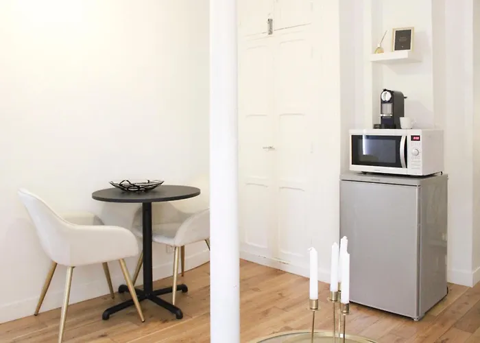 Nice And Comfortable Studio Apartment